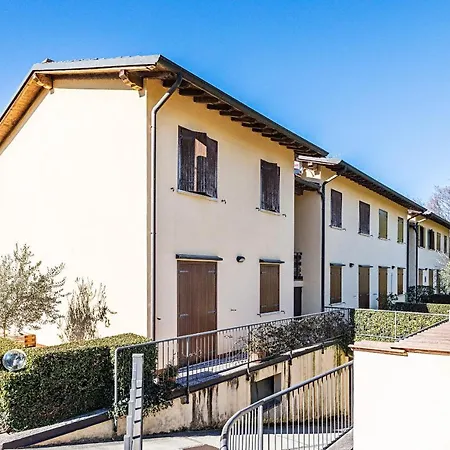 Apartment Le Cicorie 8-p1 By Wonderful Italy *